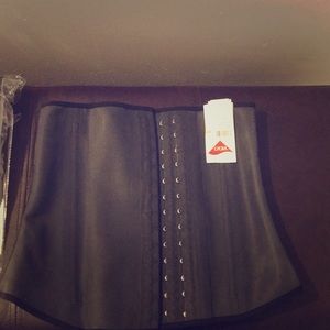 Waist Cincher